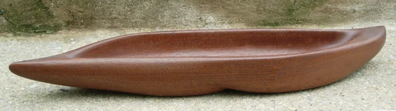 sculpture mahogany bowl top 2x4x18