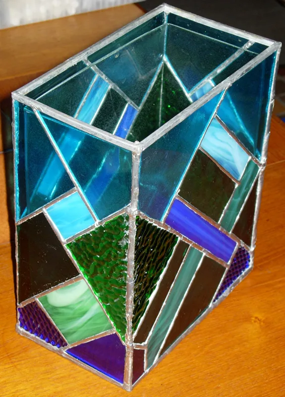 stained glass vase rectanglular 4x6x10